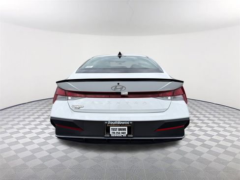 Certified 2025 Hyundai Elantra Sport image 6