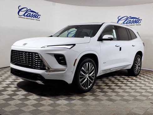 New 2026 Buick Enclave Avenir image 5