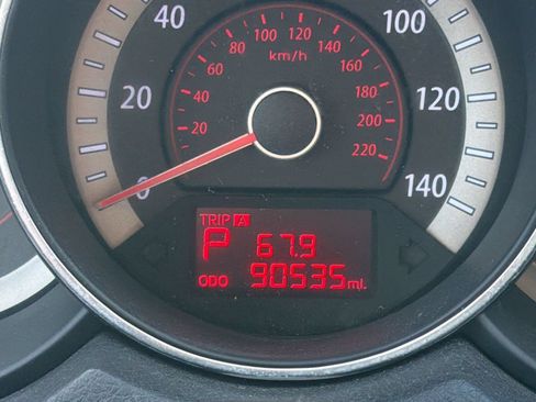 Used 2011 Kia Forte EX FWD image 22