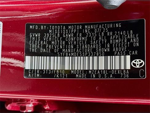 Certified 2025 Toyota Corolla LE image 31