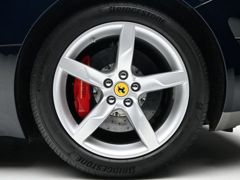 Used 2016 Ferrari California T image 54