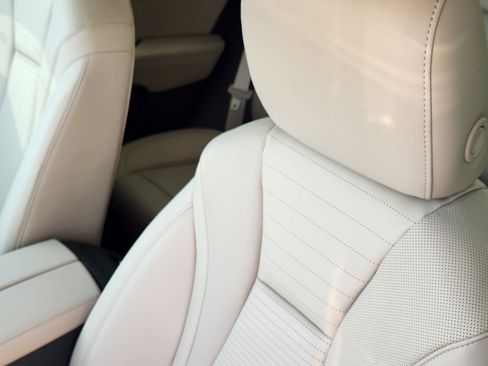 New 2025 Buick Envision Preferred image 11