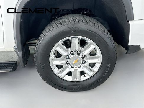 Used 2024 Chevrolet Silverado 2500 High Country w/ High Country Premium Package AWD/4WD image 37