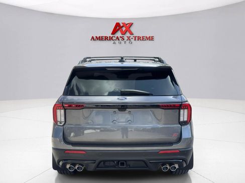 Used 2025 Ford Explorer ST w/ Sun And Sound Package AWD/4WD image 5