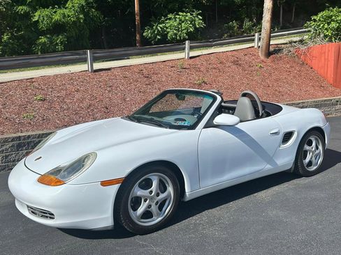 Used 1997 Porsche Boxster RWD image 2