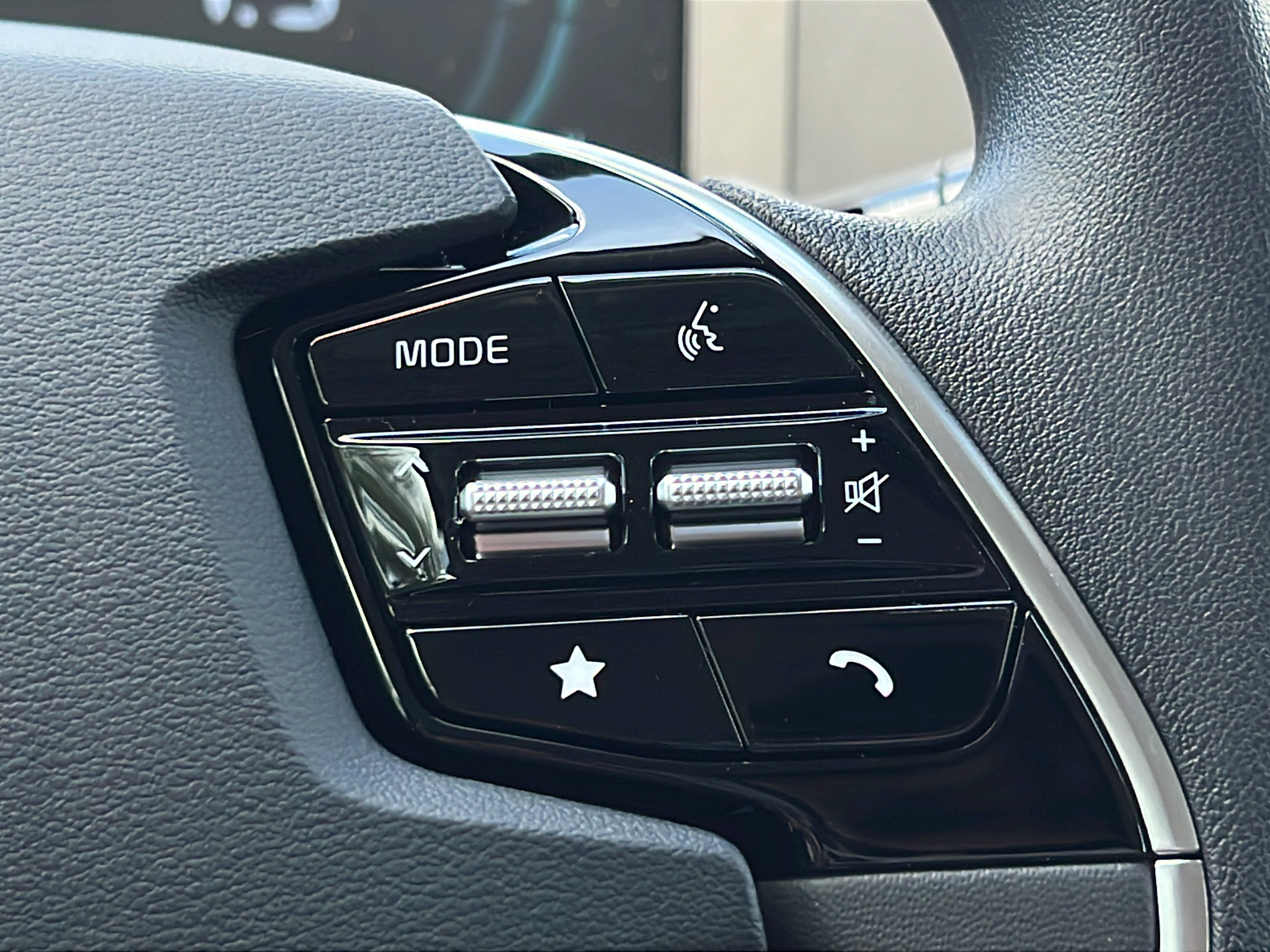 New 2026 Kia Niro LX FWD image 19