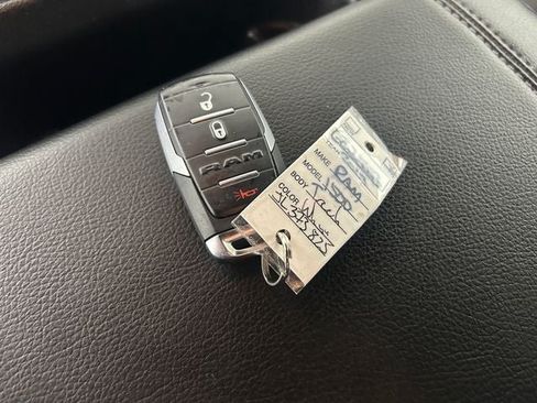 Used 2023 RAM 1500 Big Horn AWD/4WD image 24
