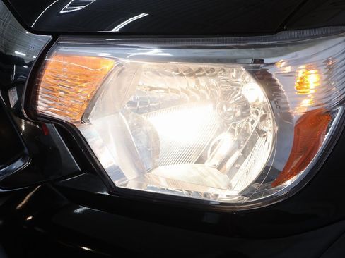 Used 2015 Toyota Tacoma PreRunner image 25