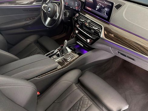 Used 2023 BMW 530i w/ M Sport Package image 32