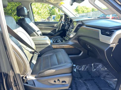Used 2020 GMC Yukon Denali w/ Denali Premium Package AWD/4WD image 37