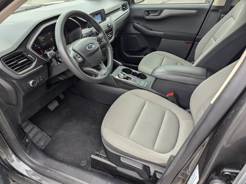 Certified 2020 Ford Escape S image 9