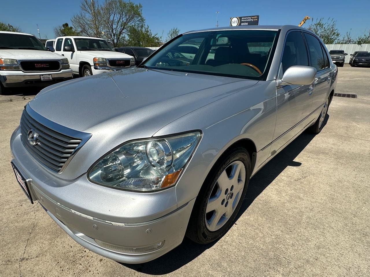 Used 2004 Lexus LS 430 RWD image 9
