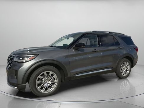 New 2026 Ford Explorer Platinum image 13