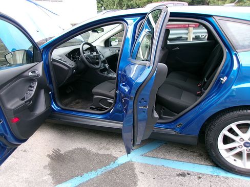 Used 2018 Ford Focus SE image 13