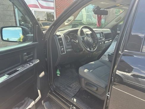 Used 2016 RAM 1500 Express AWD/4WD image 8