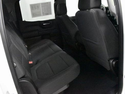 Used 2022 Chevrolet Silverado 1500 Custom w/ Safety Confidence Package image 16