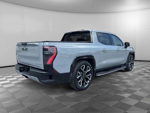 Used 2025 GMC Sierra EV Denali AWD/4WD image 6