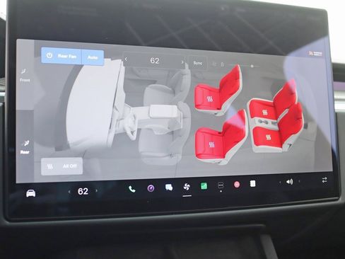 Used 2022 Tesla Model X Plaid image 18