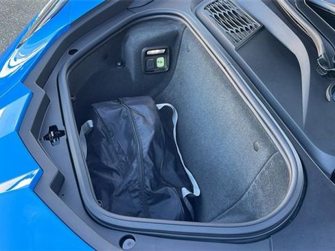 Used 2024 Chevrolet Corvette Stingray Coupe w/ Z51 Performance Package image 32