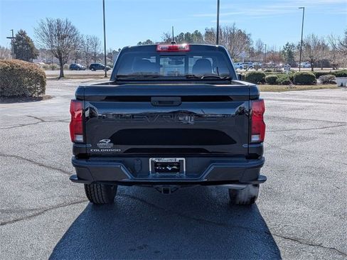 Used 2023 Chevrolet Colorado Z71 w/ Advanced Trailering Package image 4