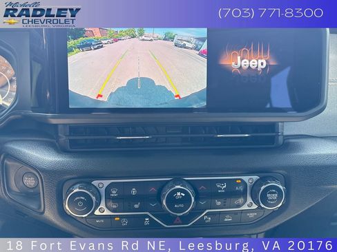 Used 2024 Jeep Wrangler Unlimited Sport AWD/4WD image 18