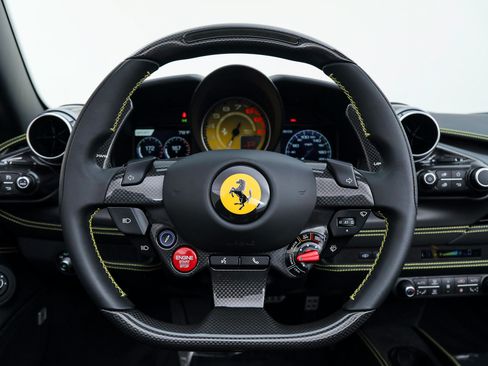 Certified 2022 Ferrari F8 Tributo RWD image 6