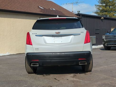 Used 2017 Cadillac XT5 Luxury w/ Driver Awareness Package image 6