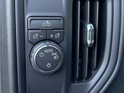 New 2026 Chevrolet Silverado 1500 Custom w/ Rally Edition image 18