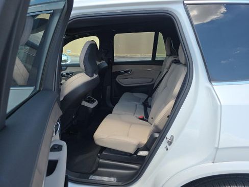 Used 2026 Volvo XC90 B6 Plus AWD/4WD image 8