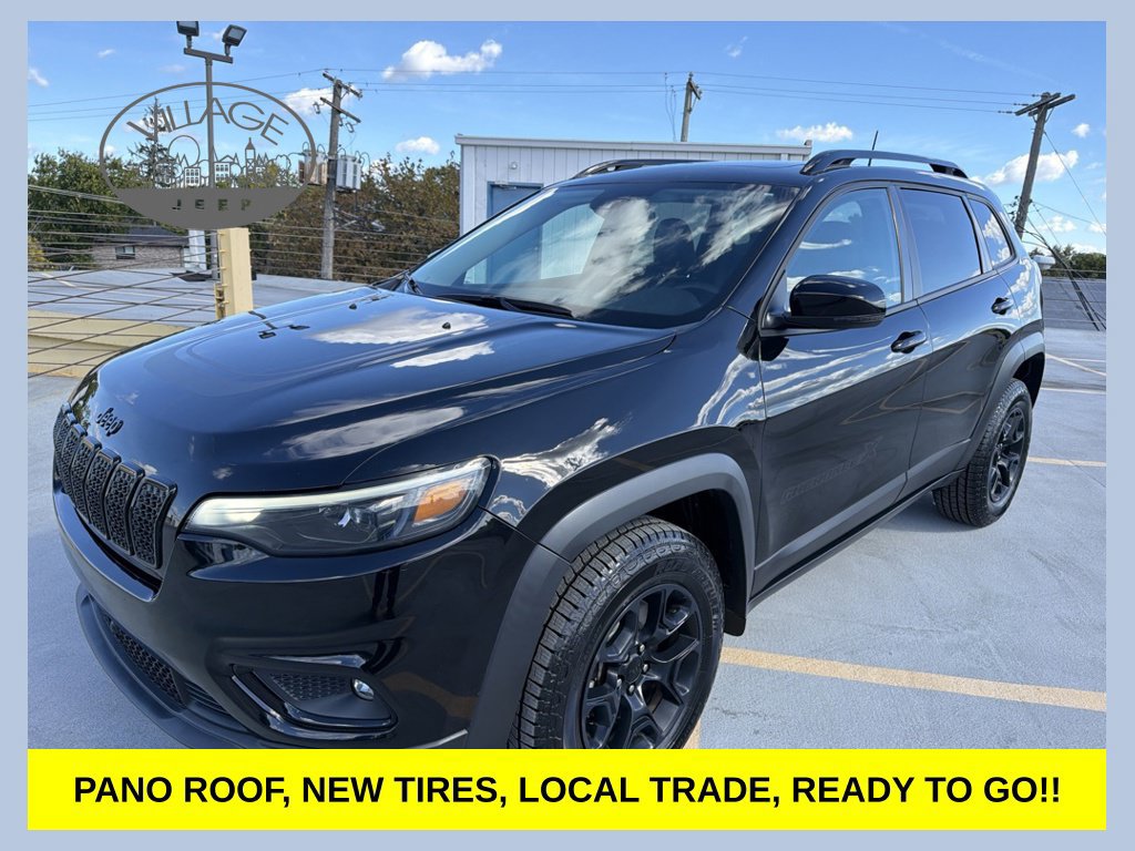 Used 2022 Jeep Cherokee Latitude w/ Sun & Sound Group AWD/4WD image 1