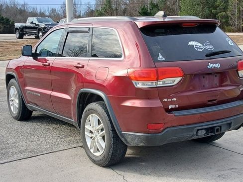 Used 2017 Jeep Grand Cherokee Laredo w/ Quick Order Package 23E image 4