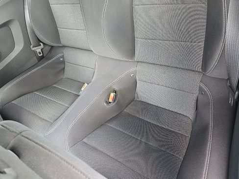 Used 2016 Ford Mustang Convertible RWD image 6