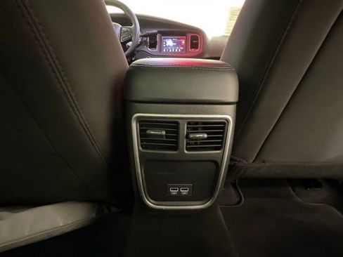 Used 2023 Dodge Charger Police w/ Street Appearance Group RWD image 26