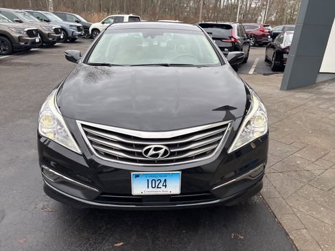 Used 2017 Hyundai Azera Limited image 2