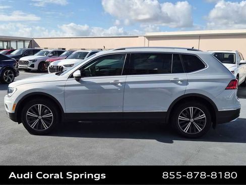 Used 2018 Volkswagen Tiguan SEL image 3