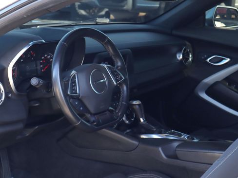 Used 2020 Chevrolet Camaro LT image 22