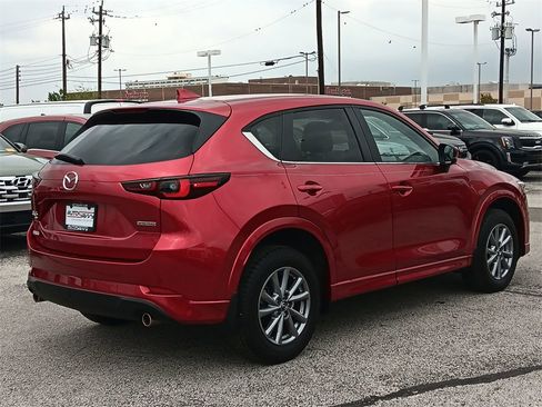 Used 2024 MAZDA CX-5 AWD 2.5 S w/ Preferred Package image 3