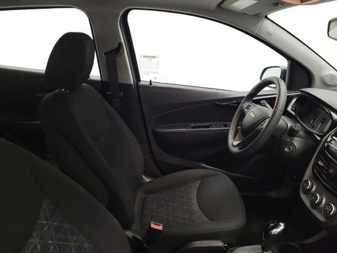 Used 2021 Chevrolet Spark LT FWD image 21
