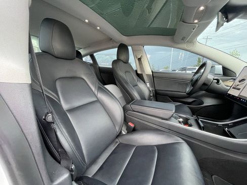 Used 2020 Tesla Model 3 Long Range image 33