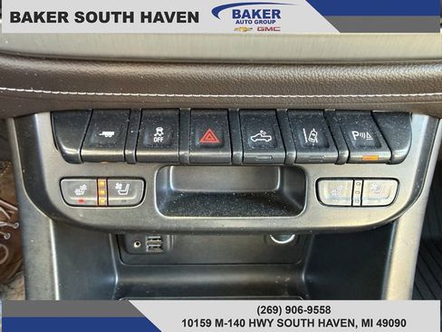 Used 2022 GMC Canyon Denali image 24