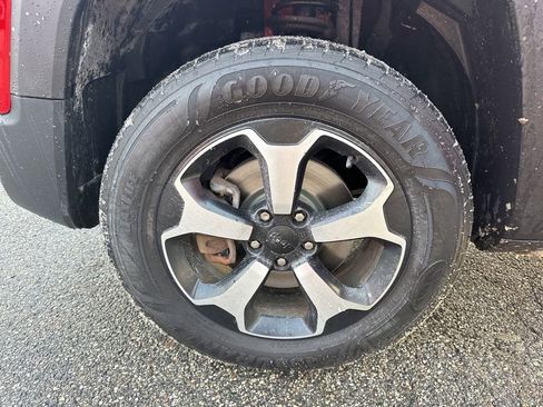 Used 2019 Jeep Renegade Trailhawk image 27