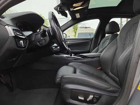 Used 2023 BMW 530i RWD image 16