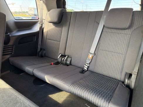 Used 2018 GMC Yukon SLE w/ Convenience Package AWD/4WD image 32