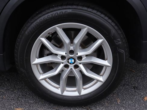 Used 2022 BMW X5 sDrive40i w/ Executive Package image 42