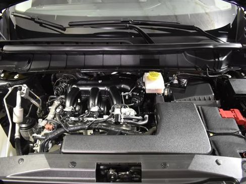 Certified 2024 Nissan Pathfinder SV w/ SV Premium Package AWD/4WD image 41