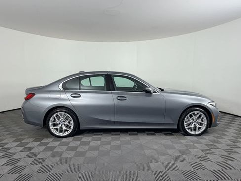 Certified 2025 BMW 330i xDrive Sedan w/ Convenience Package image 4