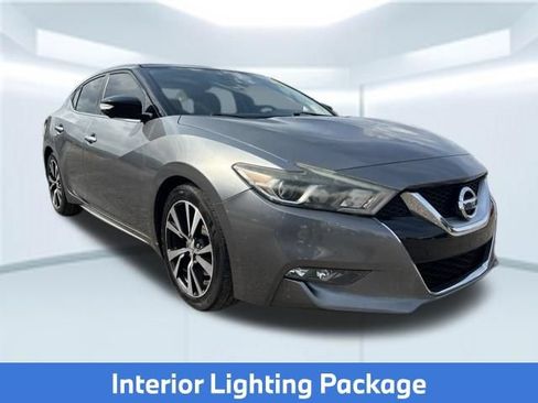 Used 2016 Nissan Maxima Platinum w/ Interior Lighting Package FWD image 3
