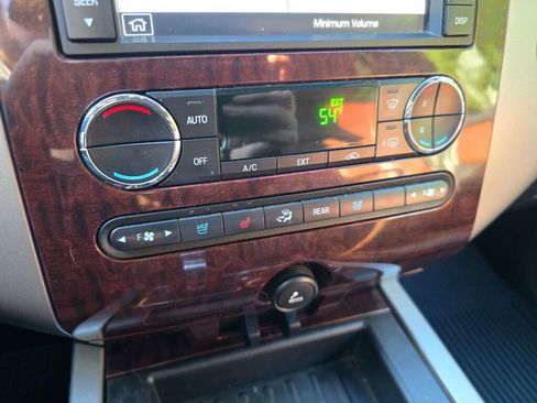 Used 2014 Ford Expedition King Ranch image 32