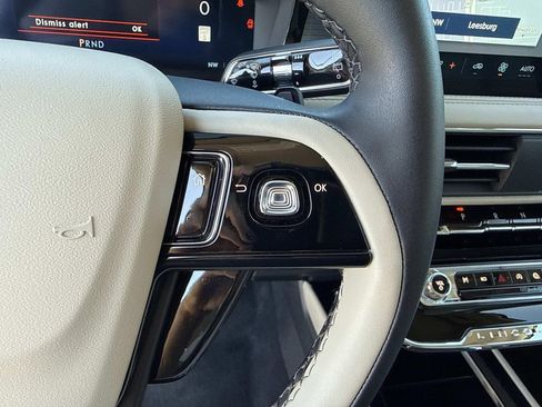 New 2026 Lincoln Corsair Premiere image 28