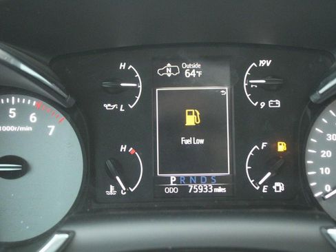 Used 2020 Toyota Sequoia Platinum image 21